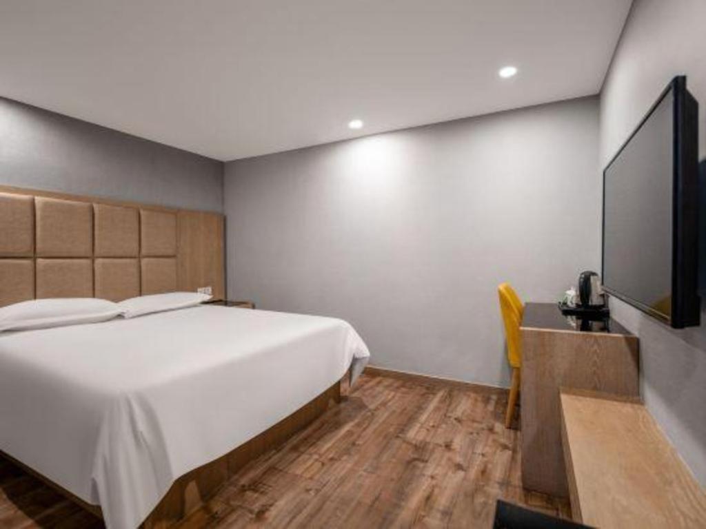 Hotel Jitai Yangpu Benxi Hospital Branch Shanghai